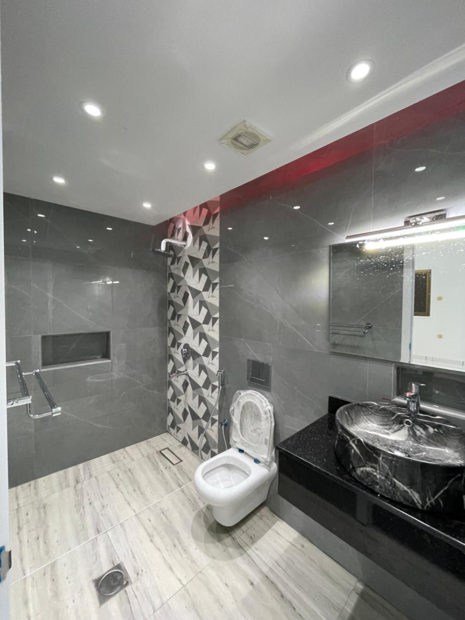 Garden Villa, Rawda 3,ajman * Adschman